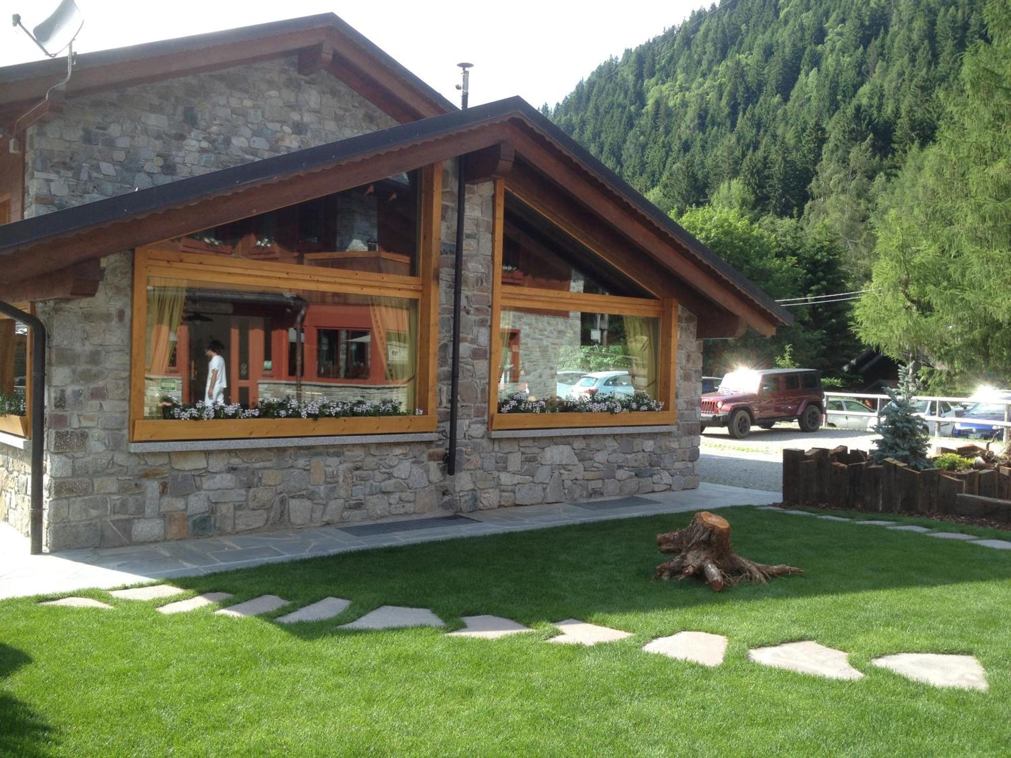 La Tana Dell'Orso Hotel & Spa بونتي دي لينيو المظهر الخارجي الصورة