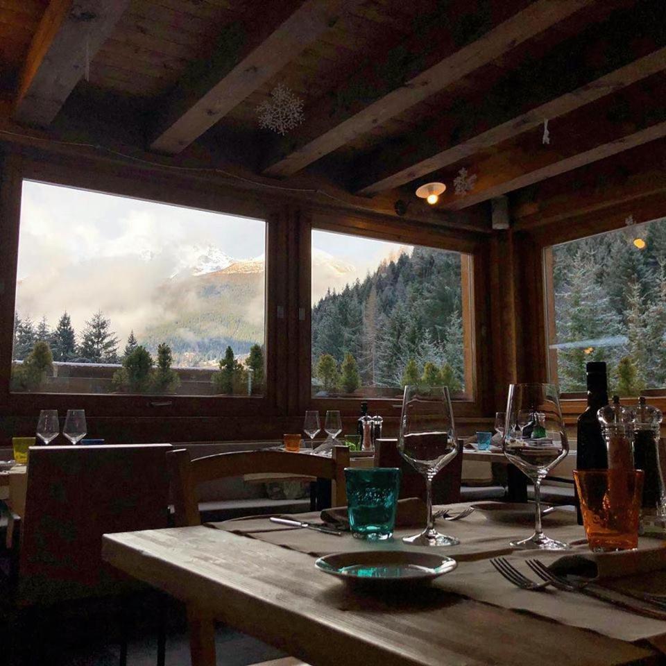 La Tana Dell'Orso Hotel & Spa بونتي دي لينيو المظهر الخارجي الصورة